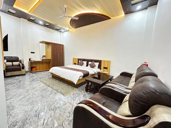 Luxury Suite