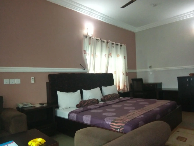 Royal room