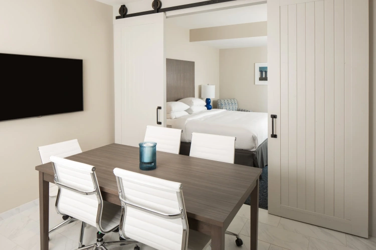 Double Suite
