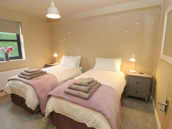 1 Stansfield Mews