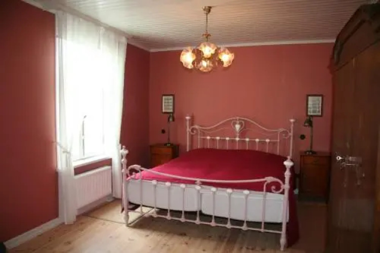 Lahe Guesthouse