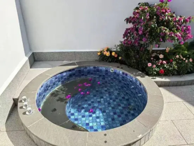 Jiahe Hot Spring Villa B&B