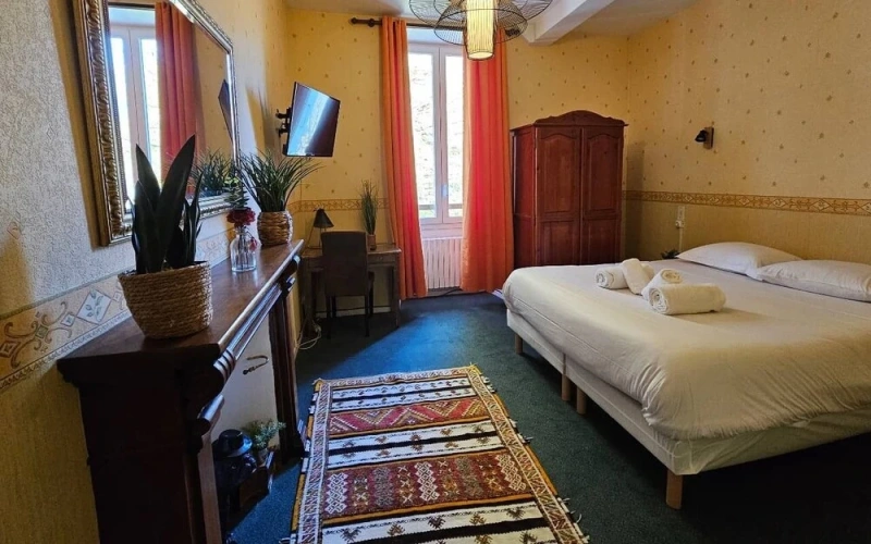 Guest rooms