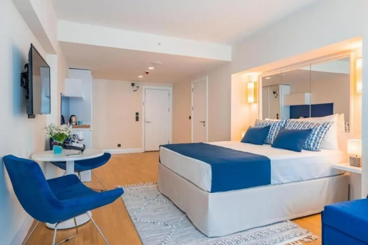 Orbi City Aparthotel