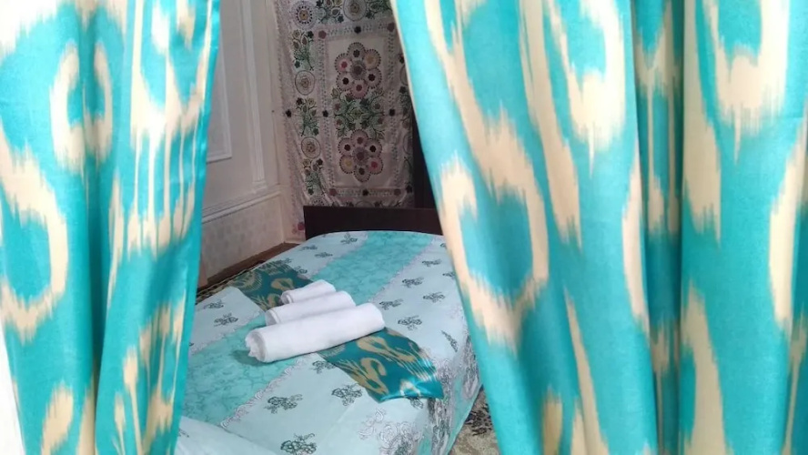 Kamolot Guesthouse - Hostel