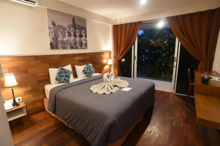 Deluxe Double room with garden view