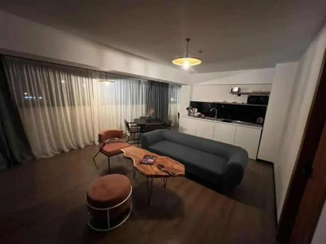 Paskunji Marshall Apartment