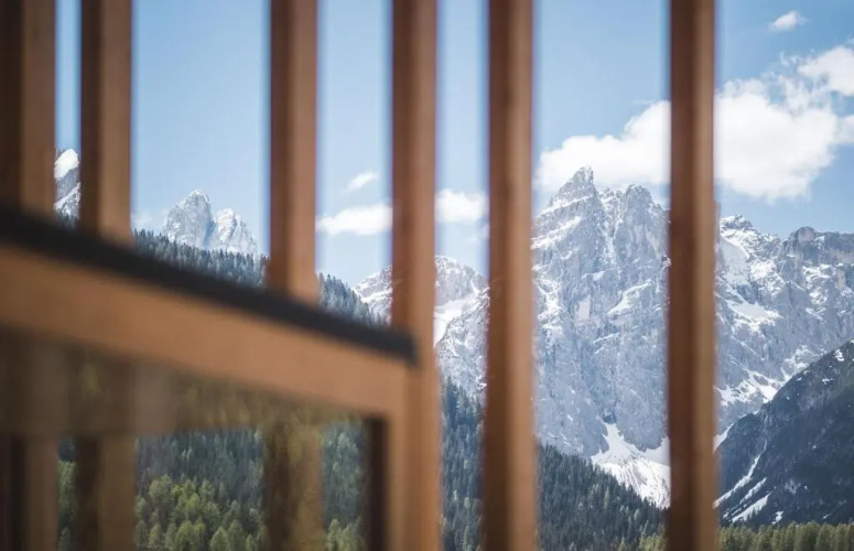 Schuischta Mountain Apartments