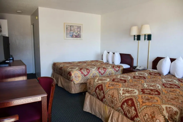 Stagecoach Motel