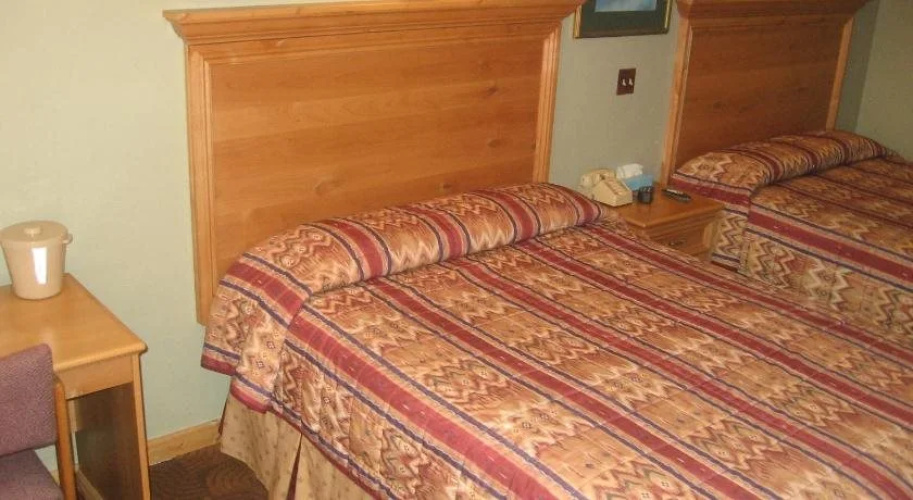 Summit Inn