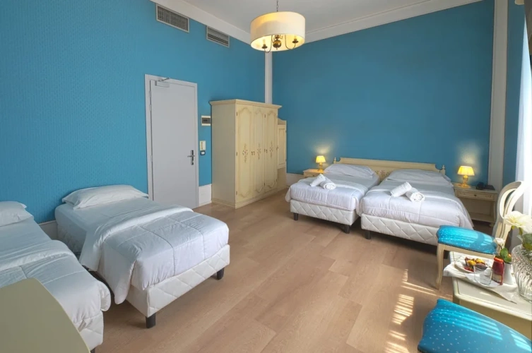 Superior Quadruple room