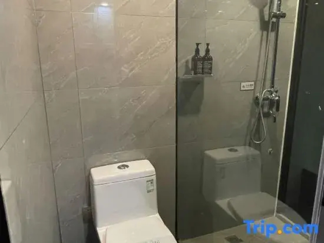 Qingpan Homestay (Wanda Mall)