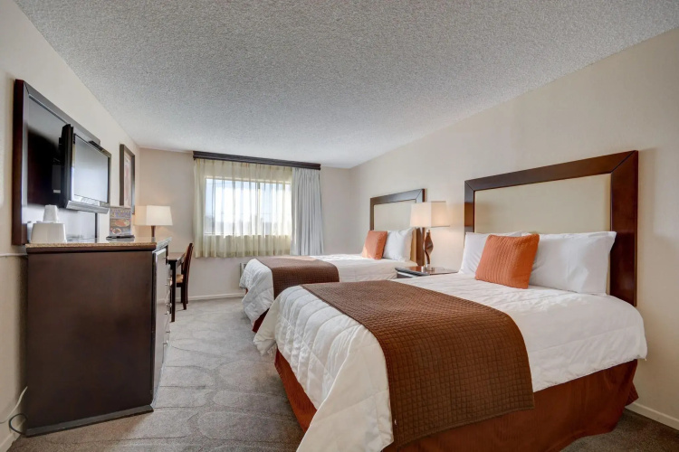 Longhorn Casino & Hotel