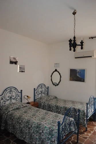 Standard Twin room with balcony
