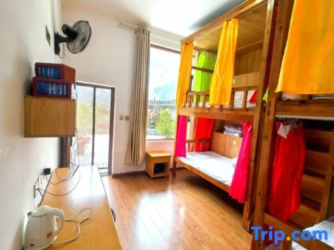 Bed in Dorm (male dorm)