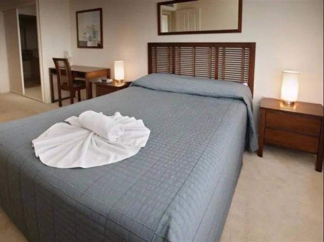 2 Bedrooms Standard Basement room