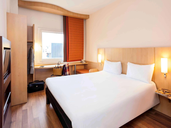 Ibis Madrid Calle Alcala photo 8