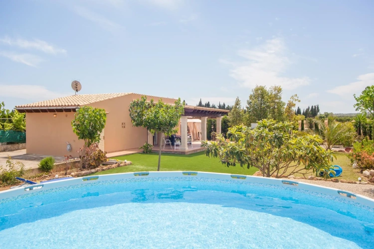 2 Bedrooms Double Villa