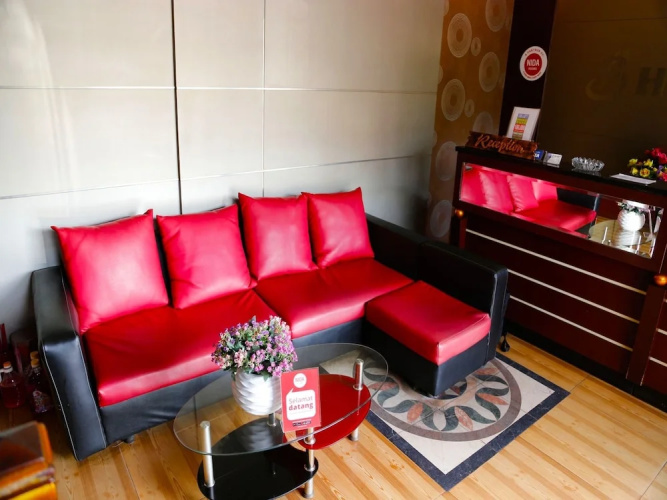 NIDA Rooms Nagoya Lubuk Baja