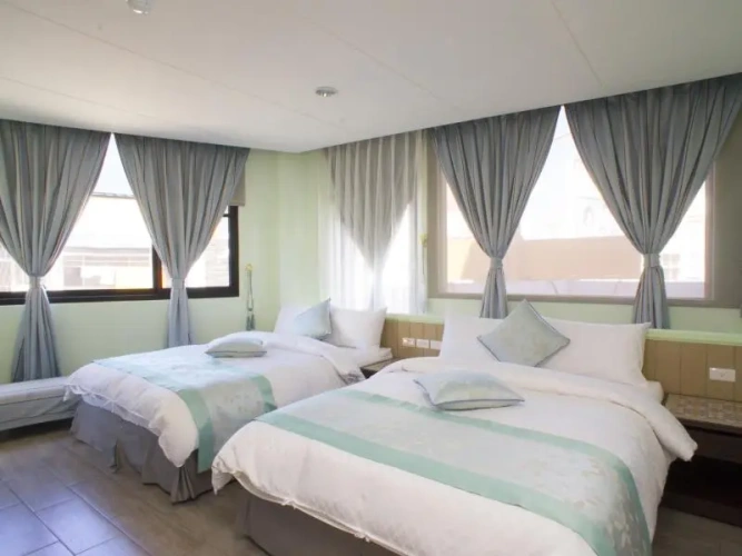 Deluxe Quadruple room