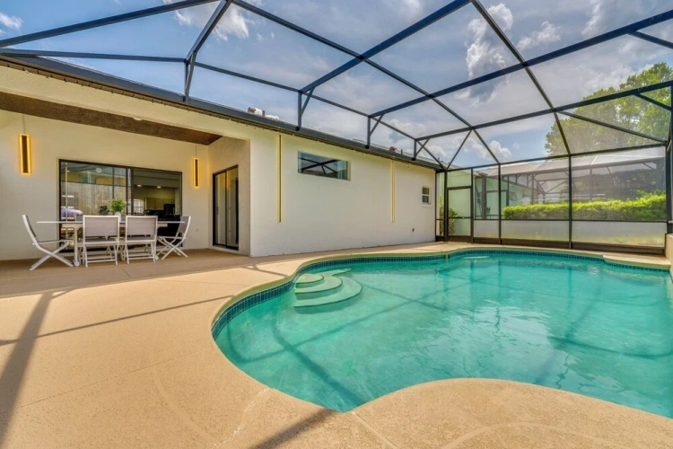 3 Bedrooms Cottage