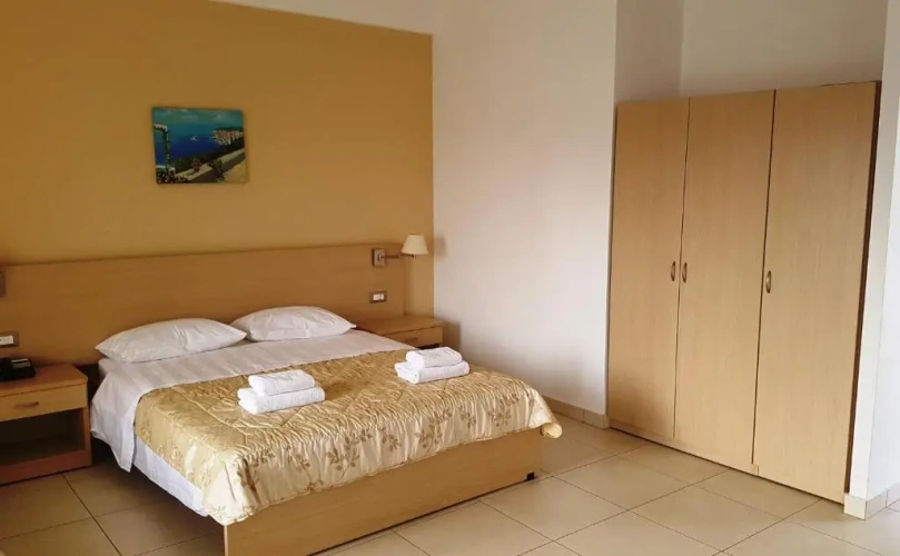 Deluxe Double room with balcony and with sea view
