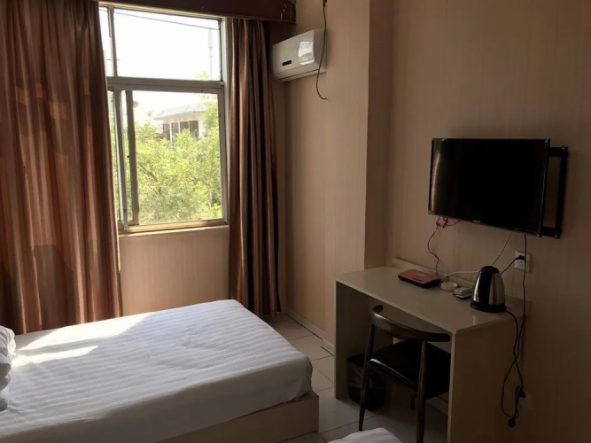 Qufu Ruihe Inn
