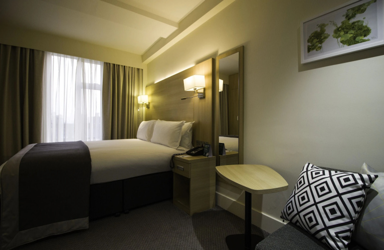 Holiday Inn London - Kensington High St. photo 12