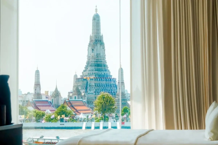 Deluxe room with river view