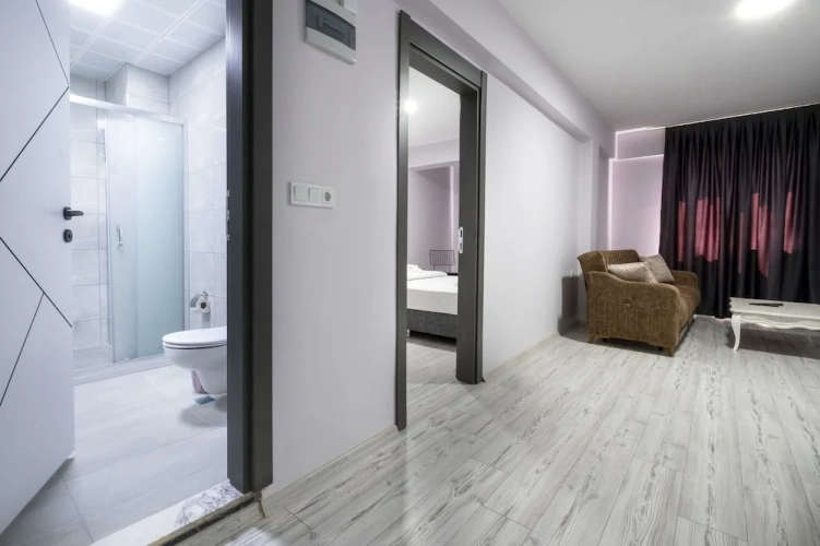 Comfort room
