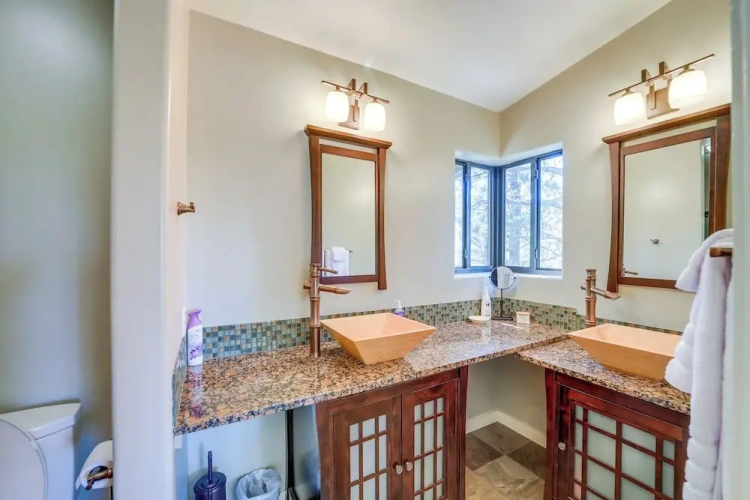 3 Bedrooms Cottage