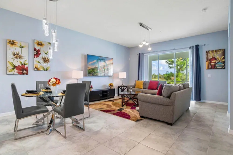 1151 Drop Lane