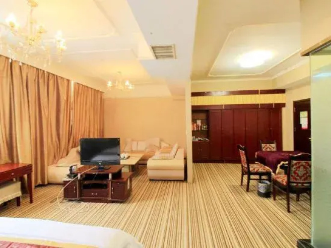 Dengzhou Dahe Business Hotel