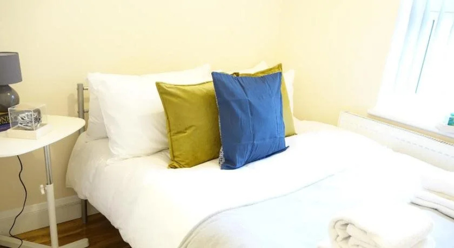 Heathrow Ensuite Rooms