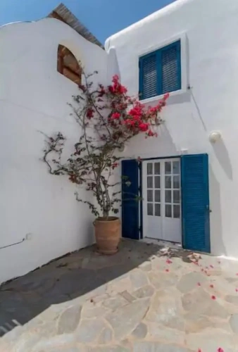 3 Bedrooms Villa