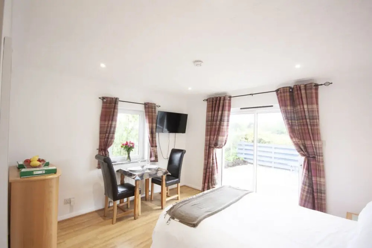 Altonsyde House
