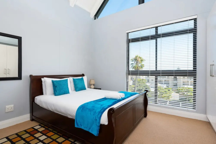 Quay North 303