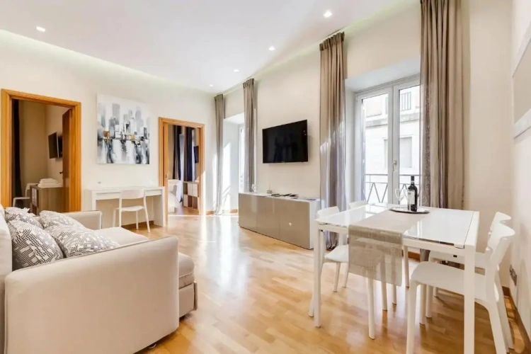 2 Bedrooms Apartment