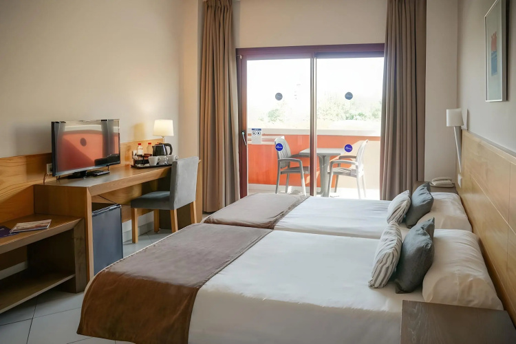 Ohtels Campo de Gibraltar photo 8