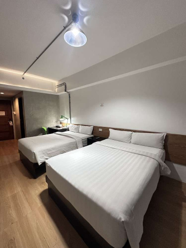 Travelbee Seaside Inn