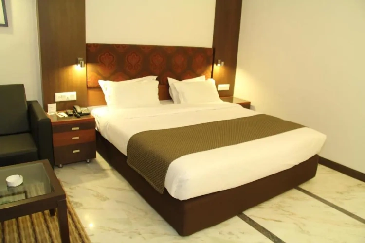 Deluxe Double room with view