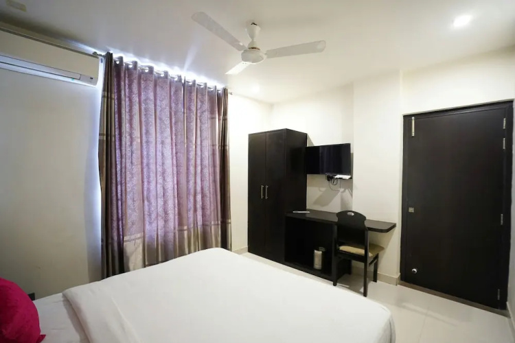 Hotel  Suryansh