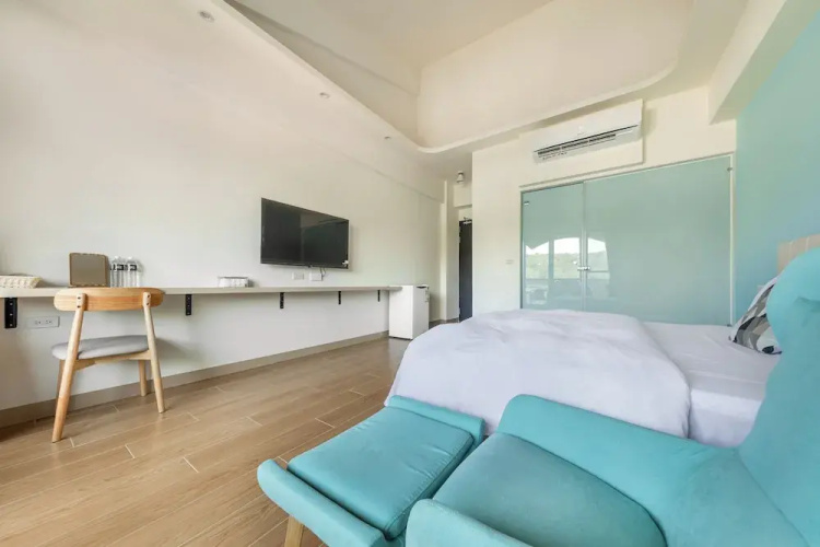 Polar bear bnb