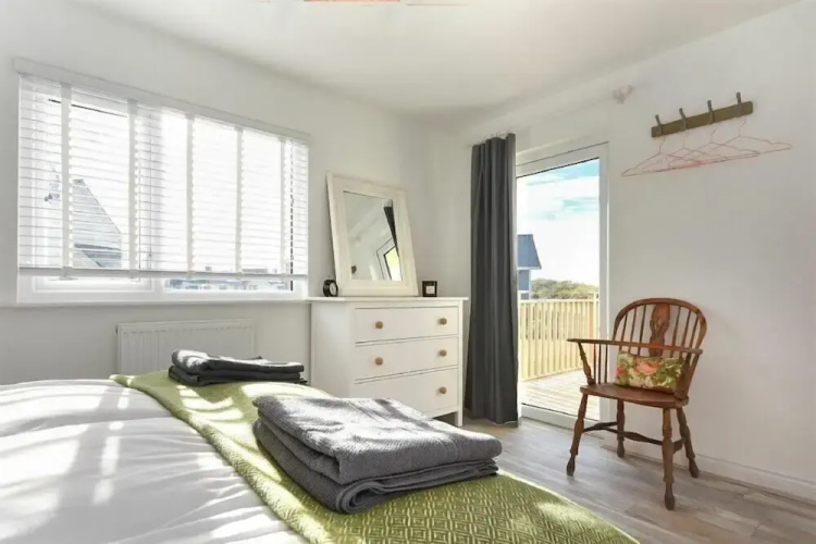 Bowline Cottage