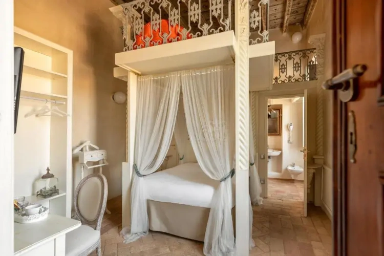 Superior Single room