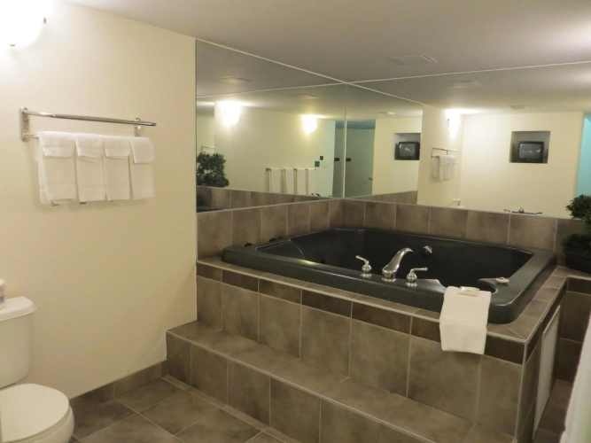 Comfort Inn & Suites Downtown Edmonton photo 9