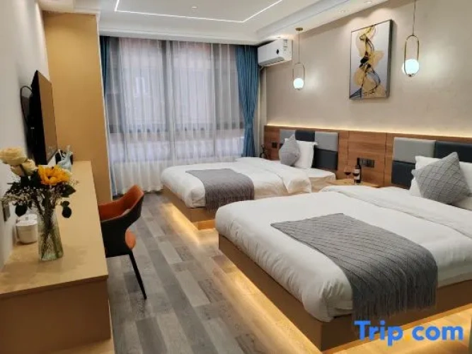 3 Bedrooms Suite