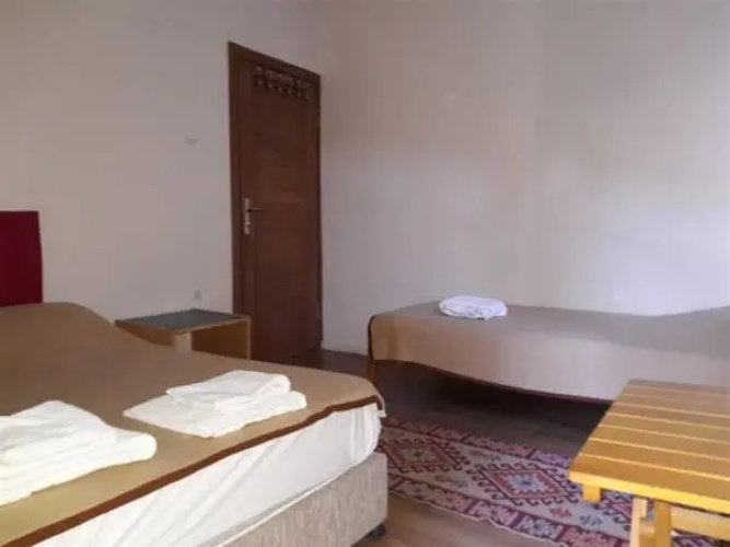 Karslioglu Hostel