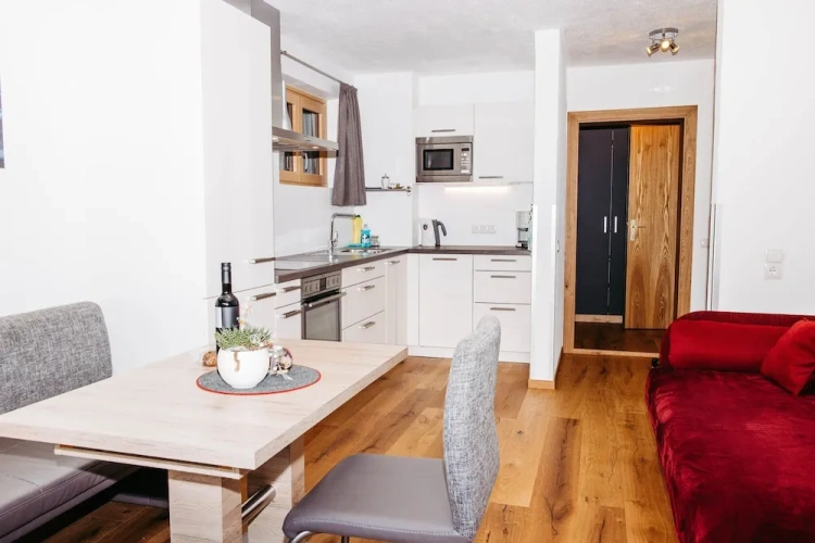 1 Bedroom Deluxe Apartment with balcony