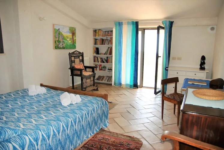 2 Bedrooms Villa with balcony and with garden view